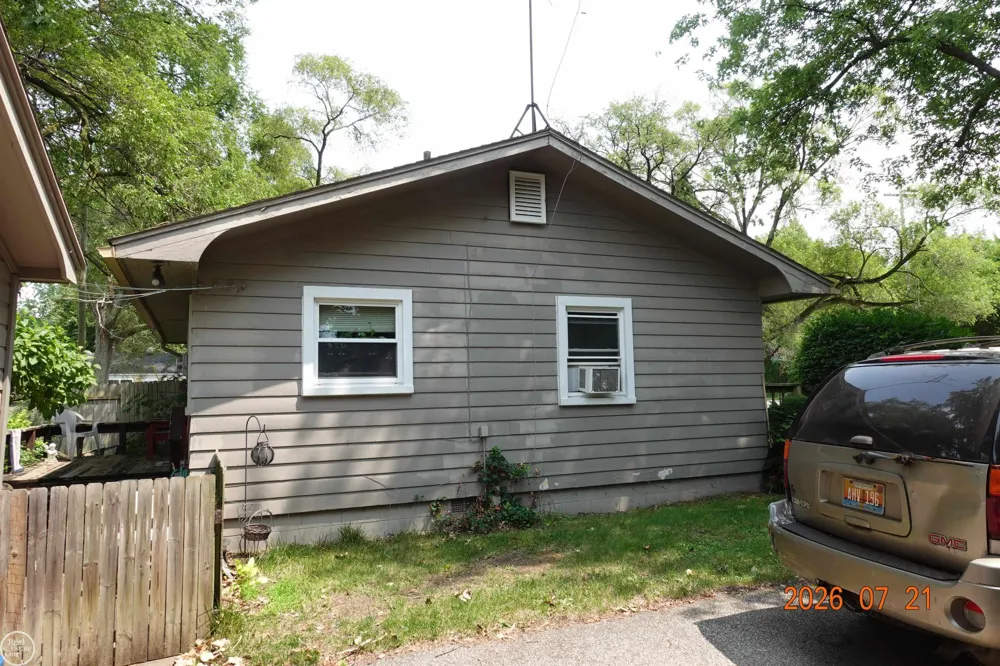 603 RIDGE ROAD Bay City City, MI 48708