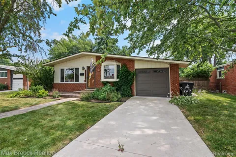 30723 Lonnie Boulevard
