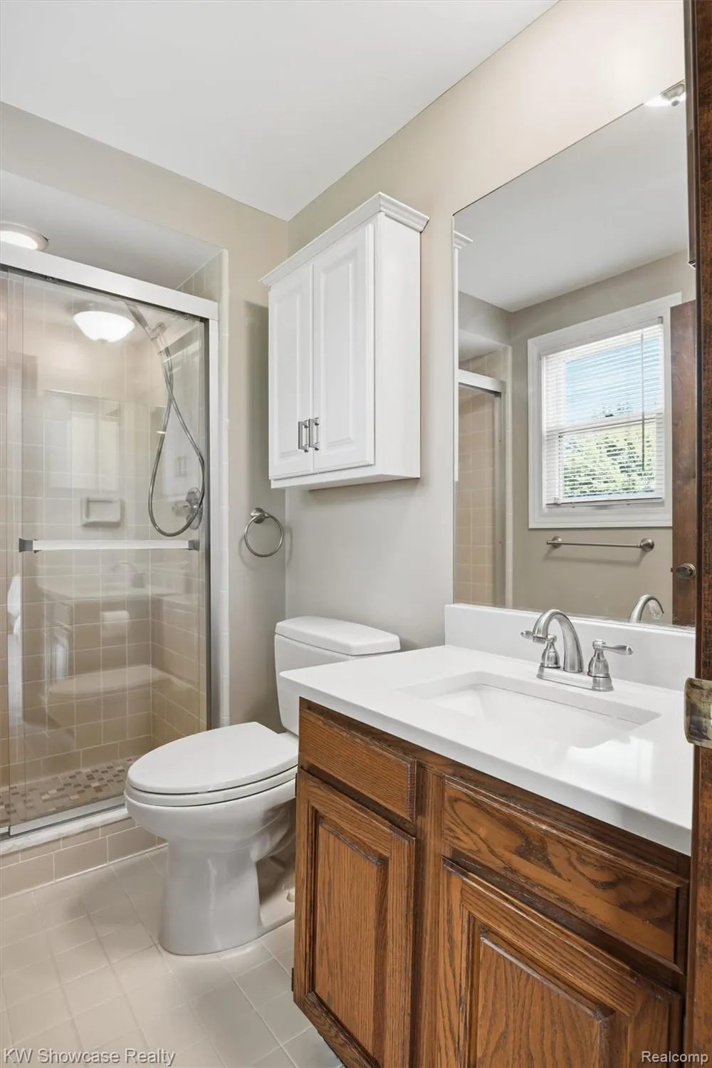 3260 Ravinewood Drive Commerce Charter Township, MI 48382