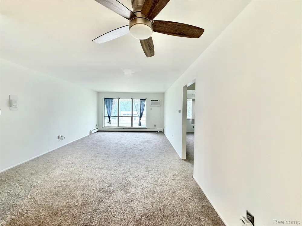 26305 W 7 mile rd Road #201 Redford Charter Township, MI 48240