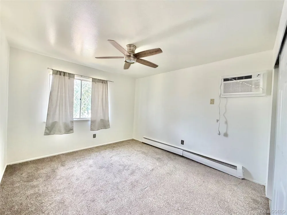 26305 W 7 mile rd Road #201 Redford Charter Township, MI 48240
