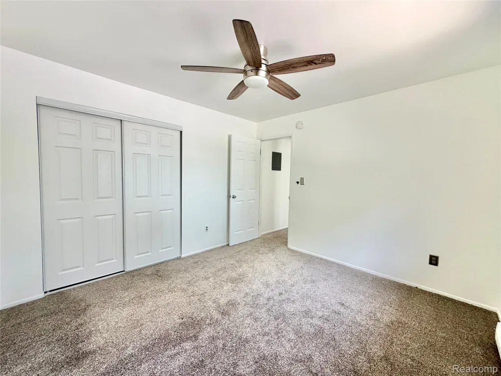 26305 W 7 mile rd Road #201 Redford Charter Township, MI 48240