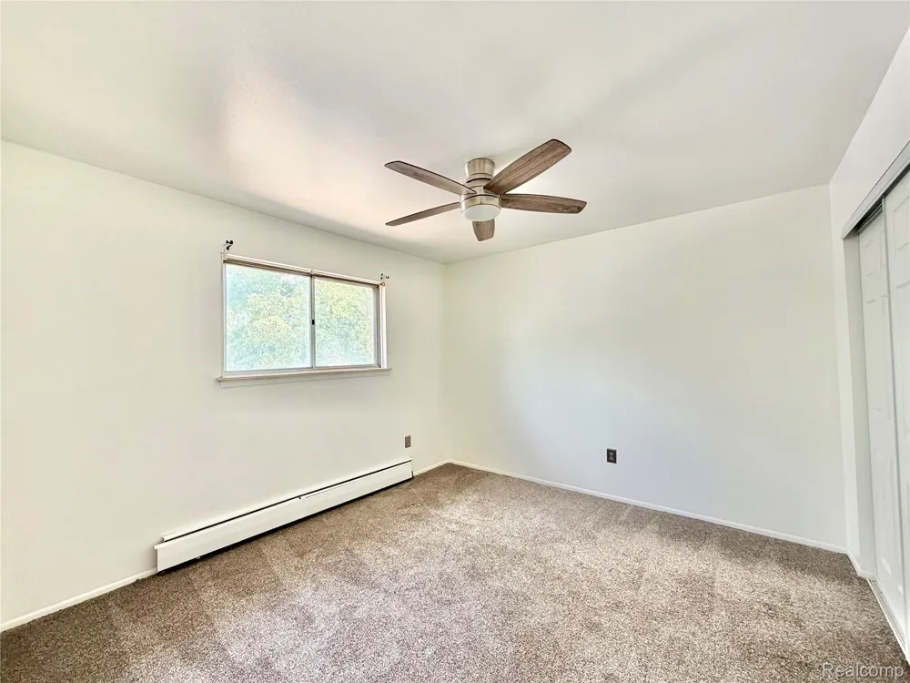 26305 W 7 mile rd Road #201 Redford Charter Township, MI 48240