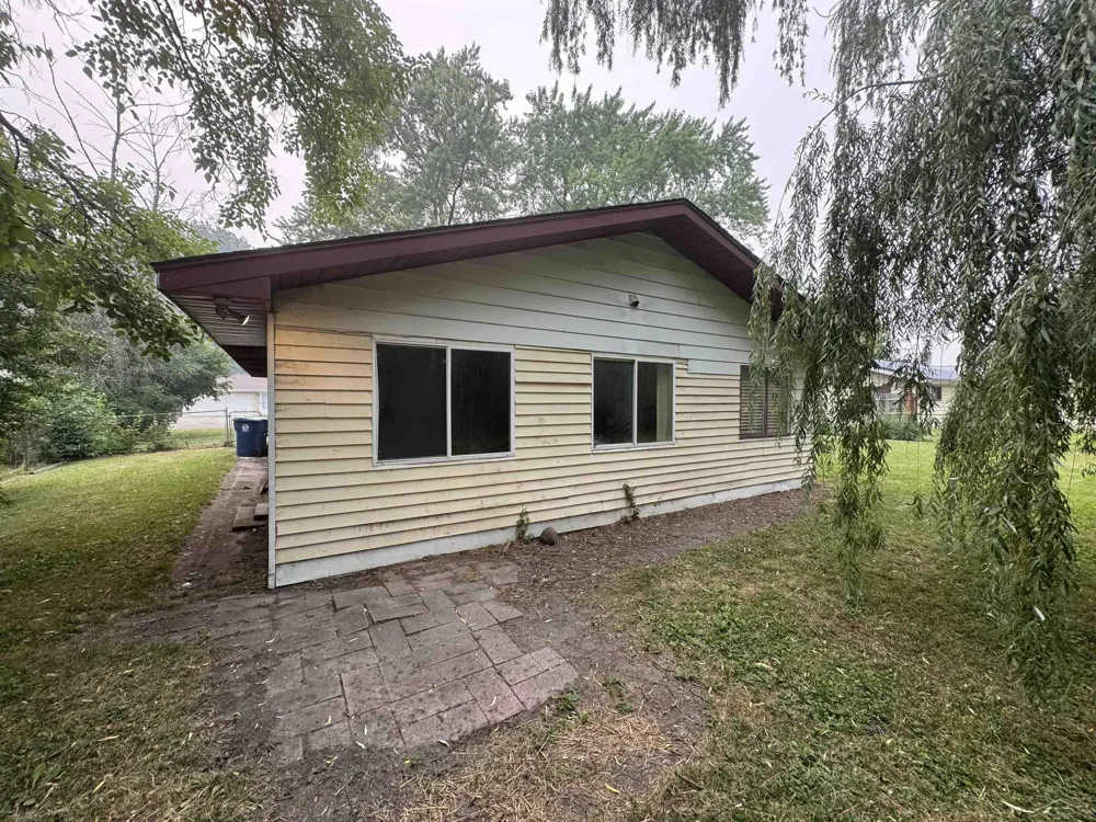 512 S 28th Street Buena Vista Charter Township, MI 48601
