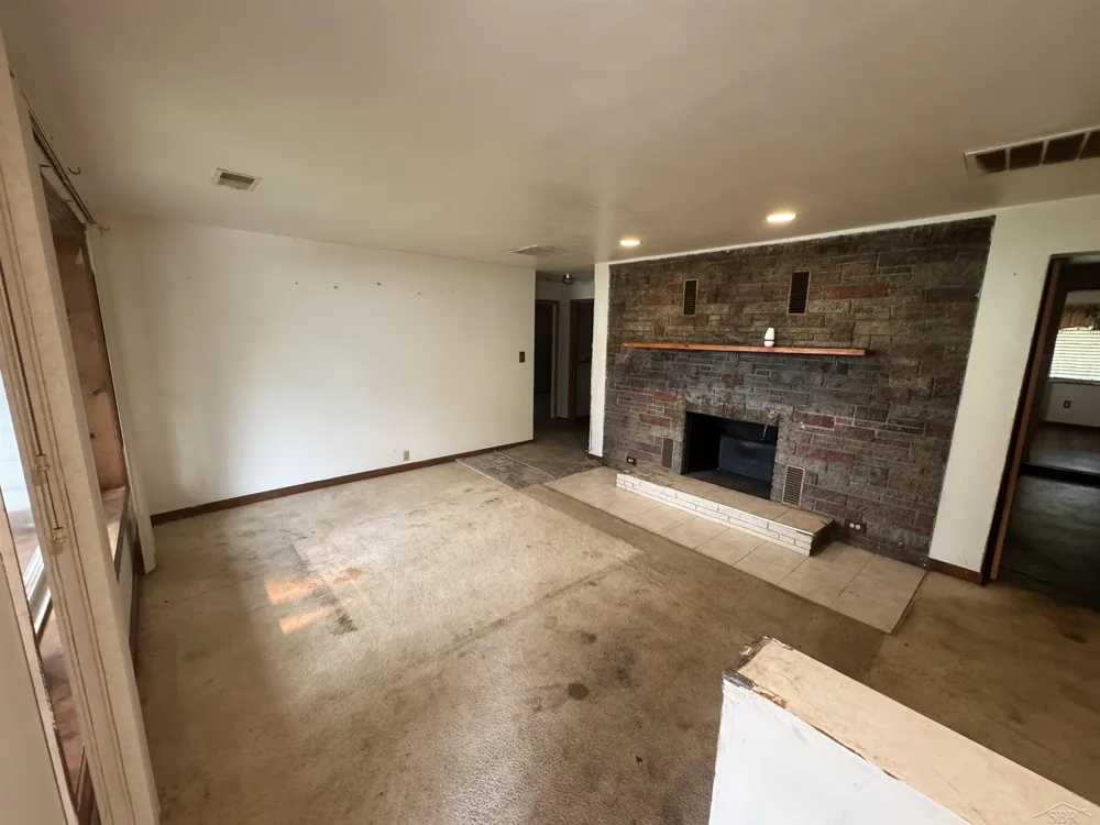 512 S 28th Street Buena Vista Charter Township, MI 48601