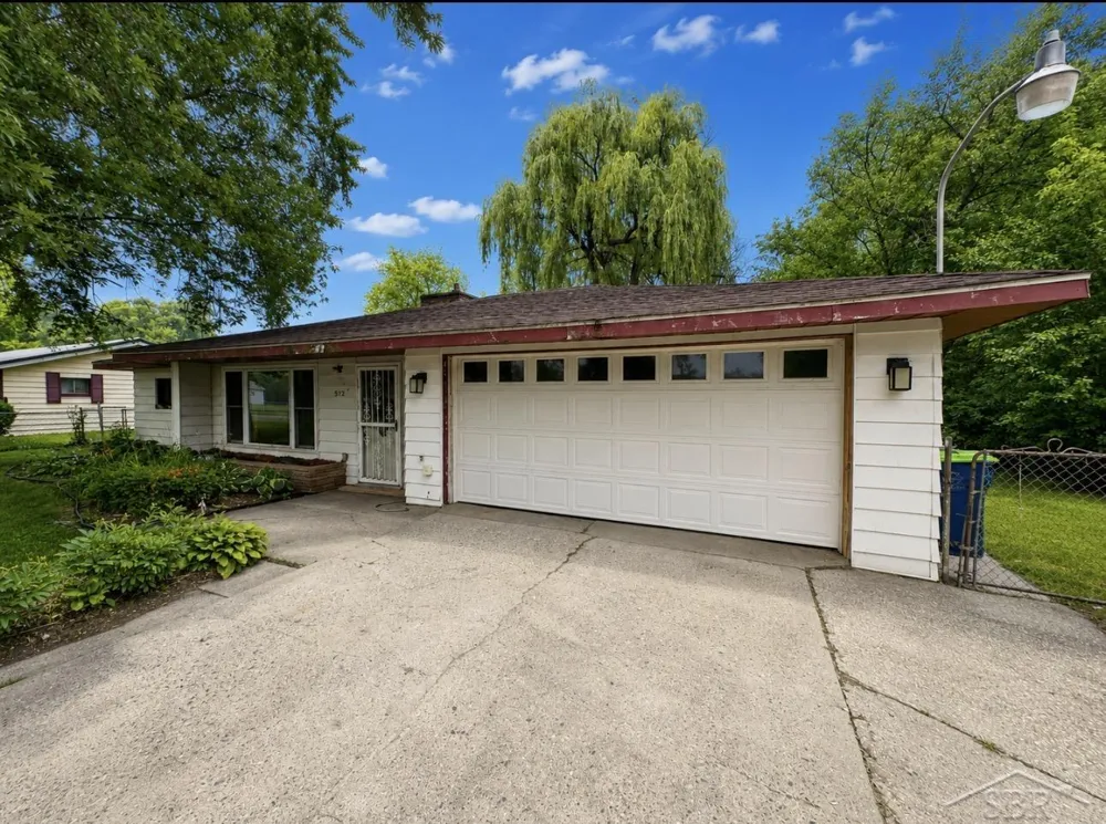 512 S 28th Street Buena Vista Charter Township, MI 48601