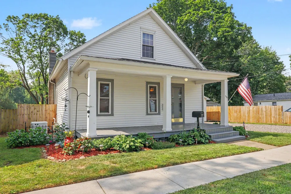 732 E Green Street Marshall City, MI 49068