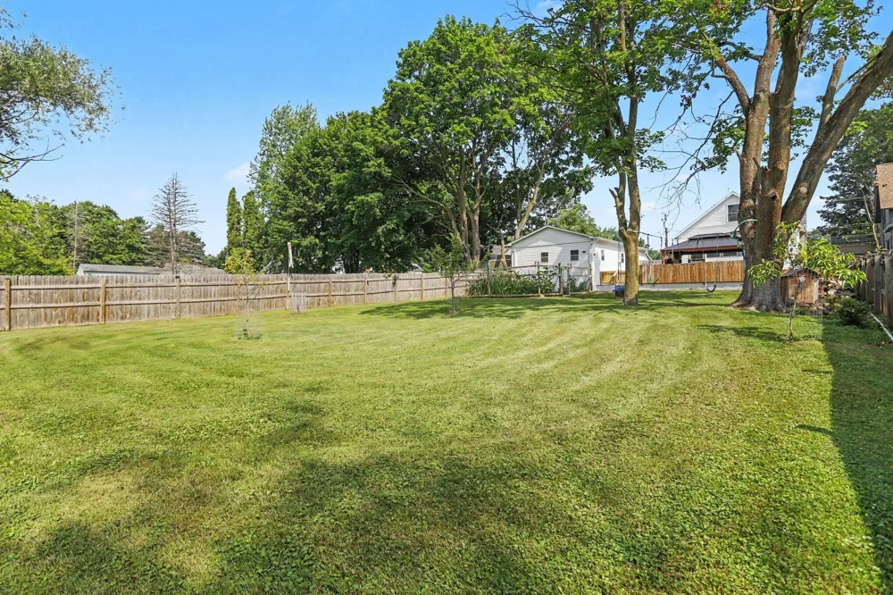 732 E Green Street Marshall City, MI 49068
