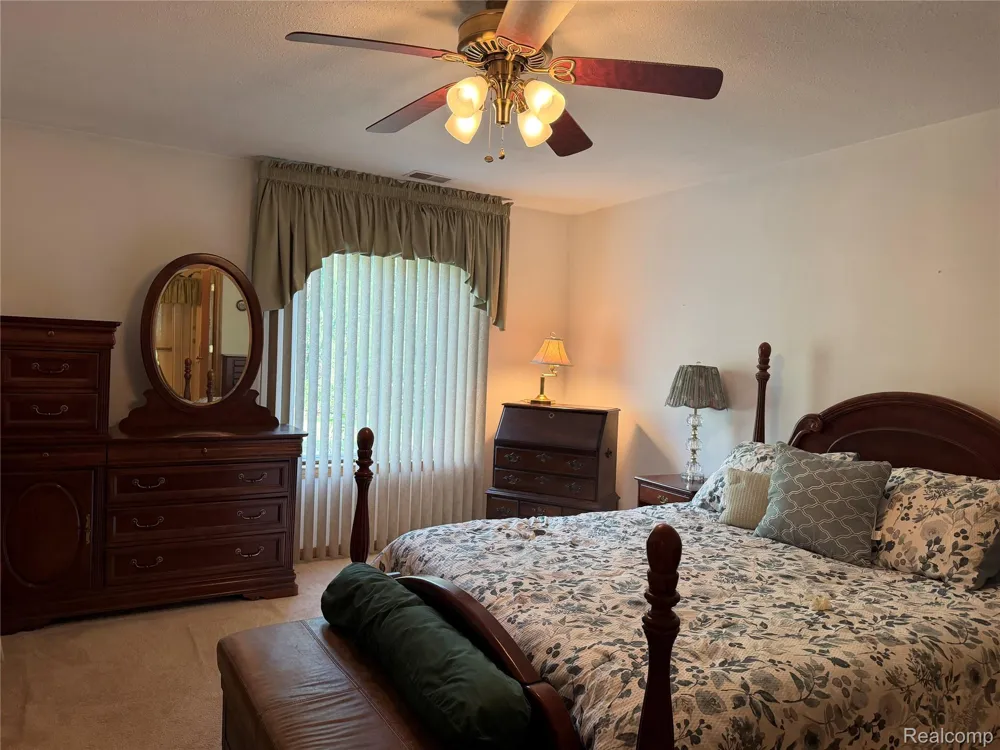 276 Marigold Circle #18 Westland City, MI 48185