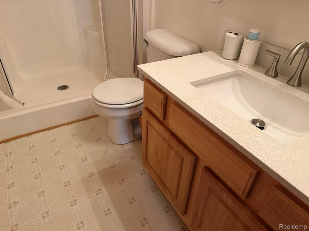 276 Marigold Circle #18 Westland City, MI 48185