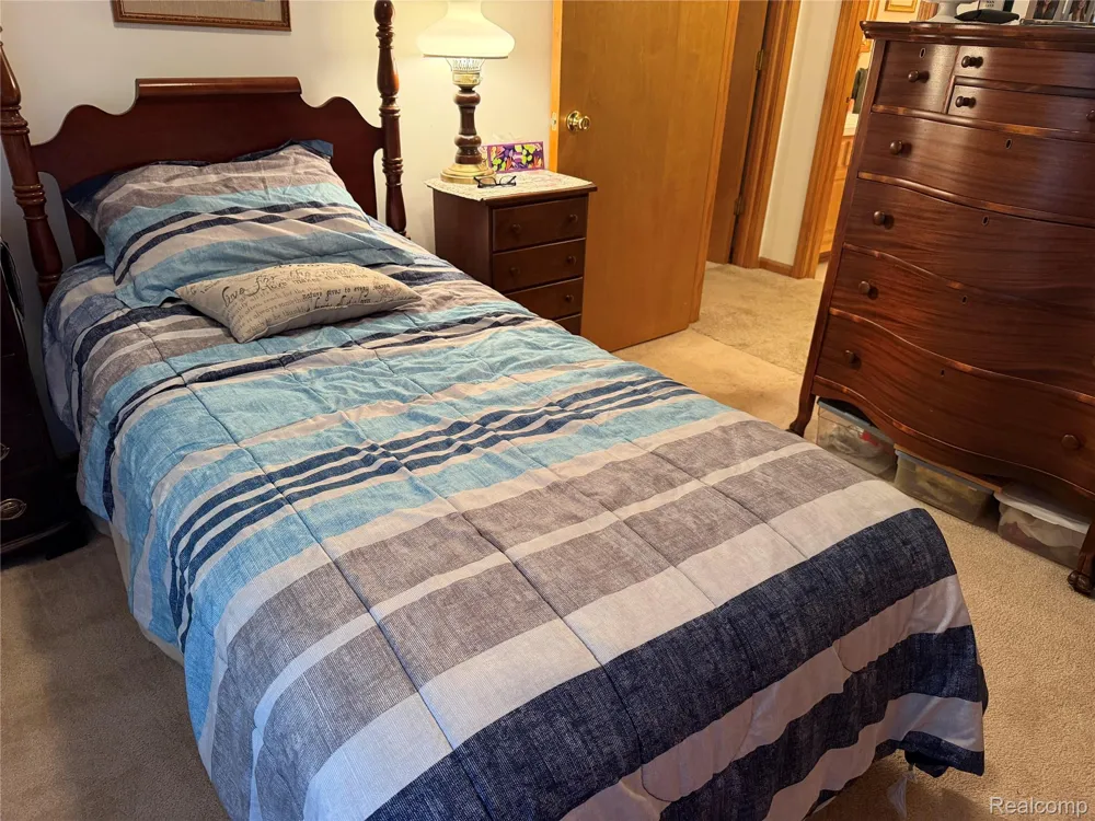 276 Marigold Circle #18 Westland City, MI 48185