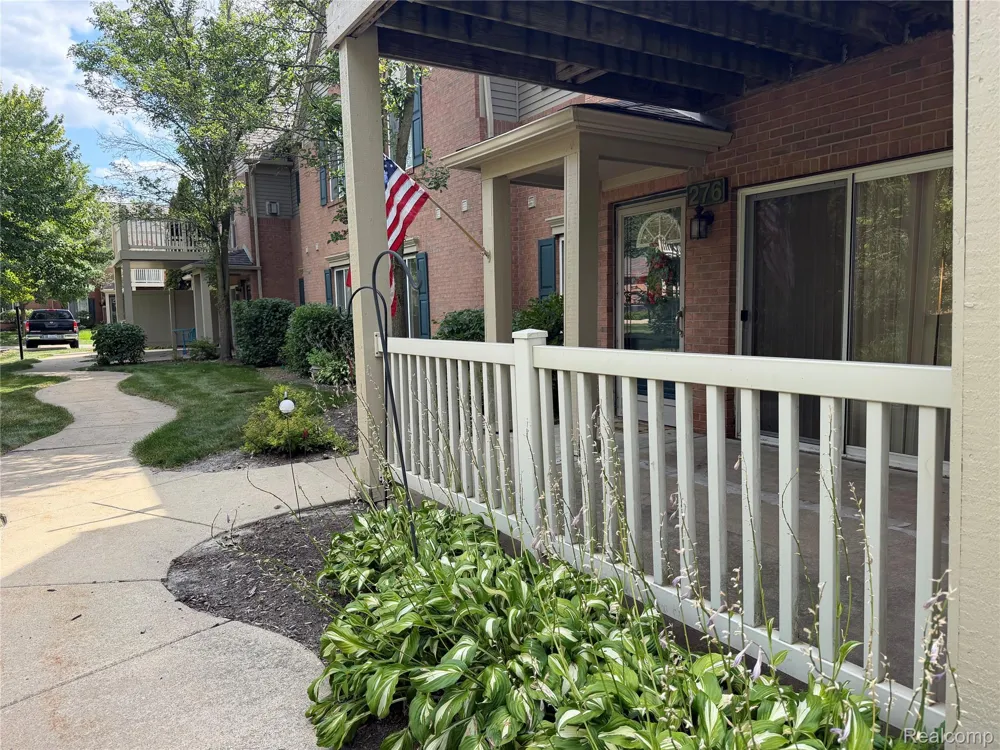 276 Marigold Circle #18 Westland City, MI 48185