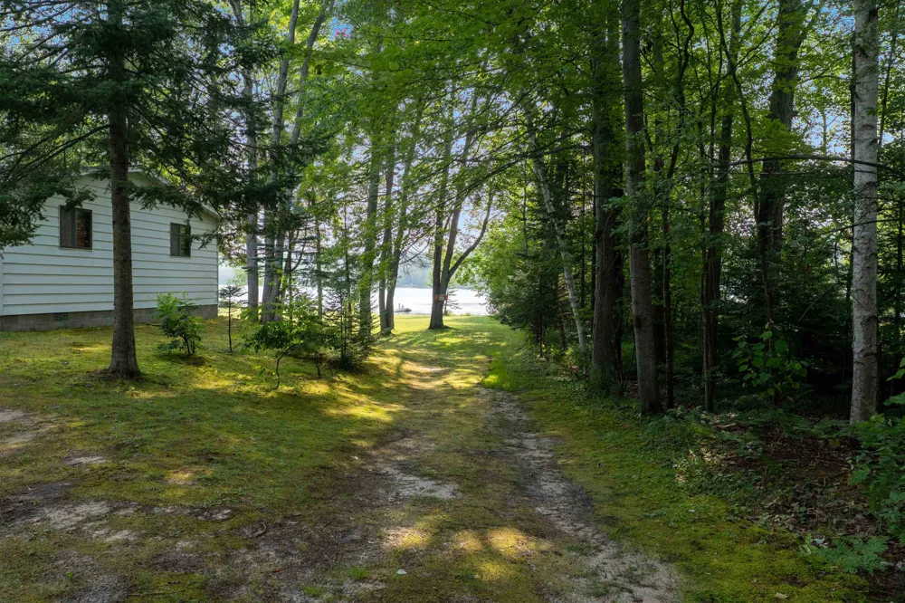 1171 Wa-Ba-Tesse Drive Kalkaska Township, MI 49646