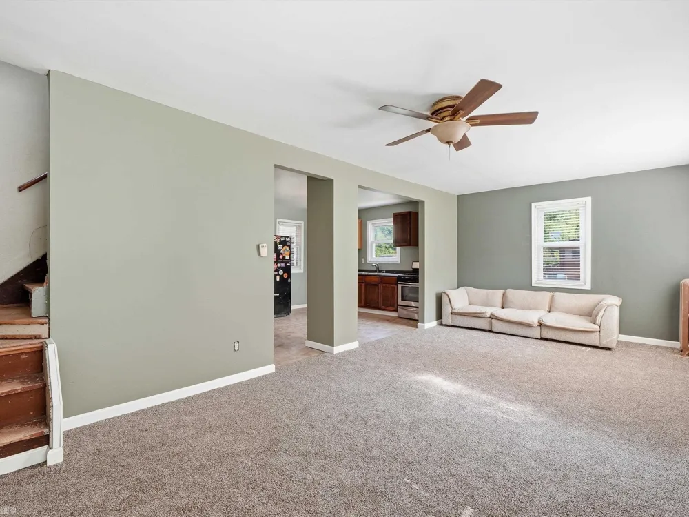 18513 Wakenden Street Redford Charter Township, MI 48240