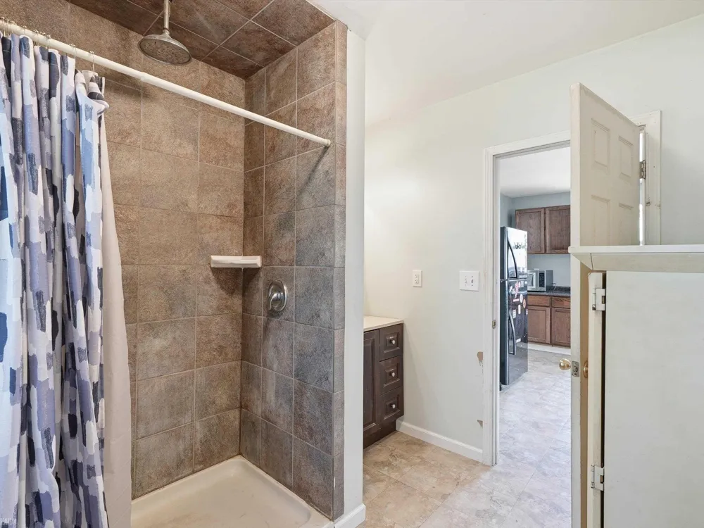 18513 Wakenden Street Redford Charter Township, MI 48240