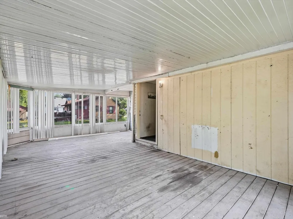 18513 Wakenden Street Redford Charter Township, MI 48240