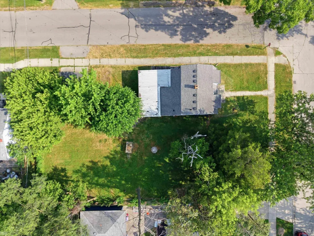 18513 Wakenden Street Redford Charter Township, MI 48240