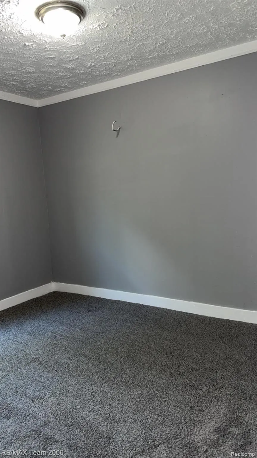 7128 Cherokee Avenue Taylor City, MI 48180