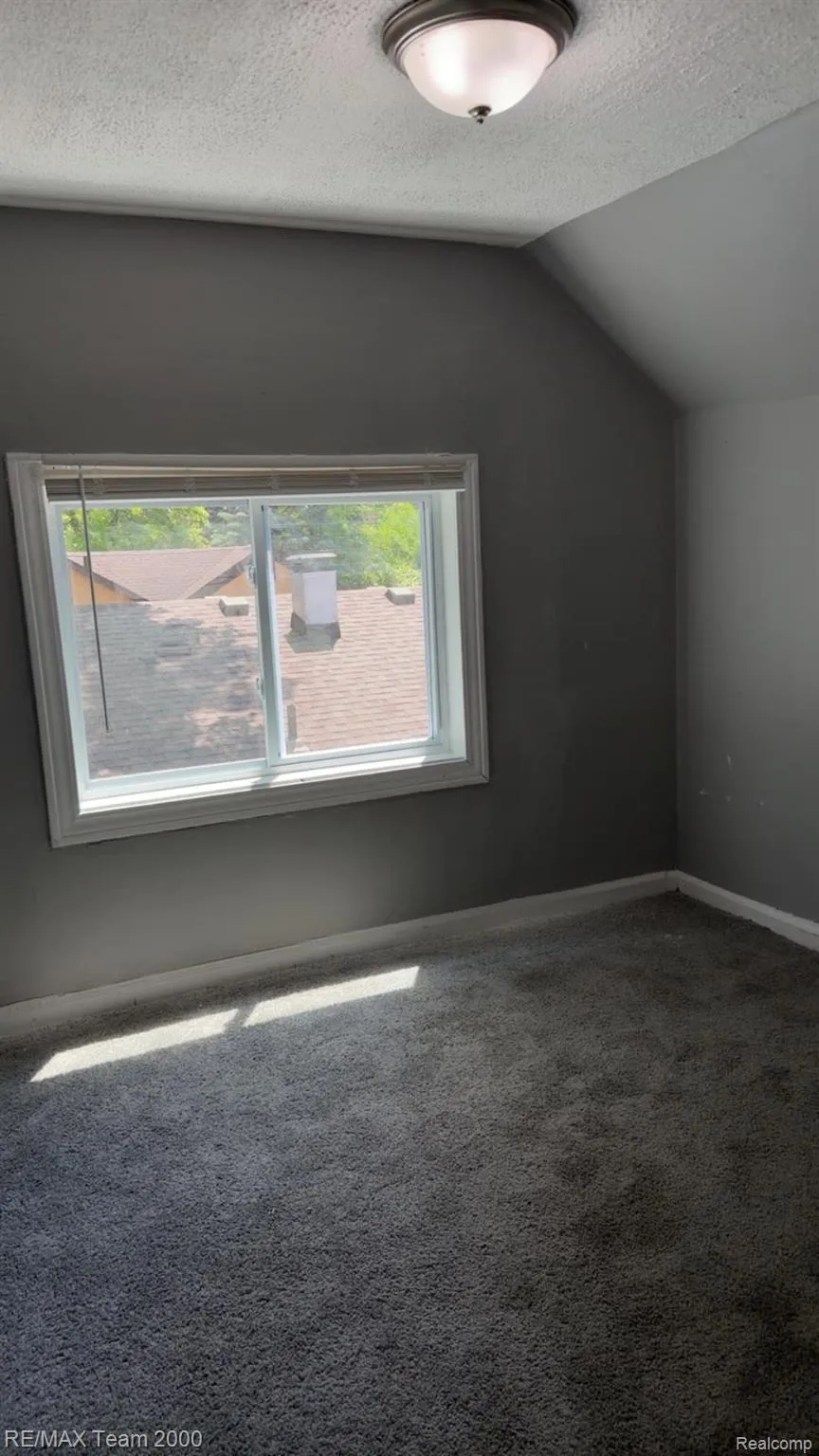 7128 Cherokee Avenue Taylor City, MI 48180