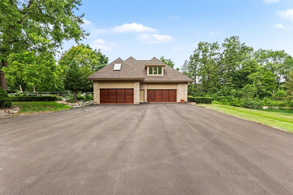 4911 Red Fox Run Ann Arbor Charter Township, MI 48105