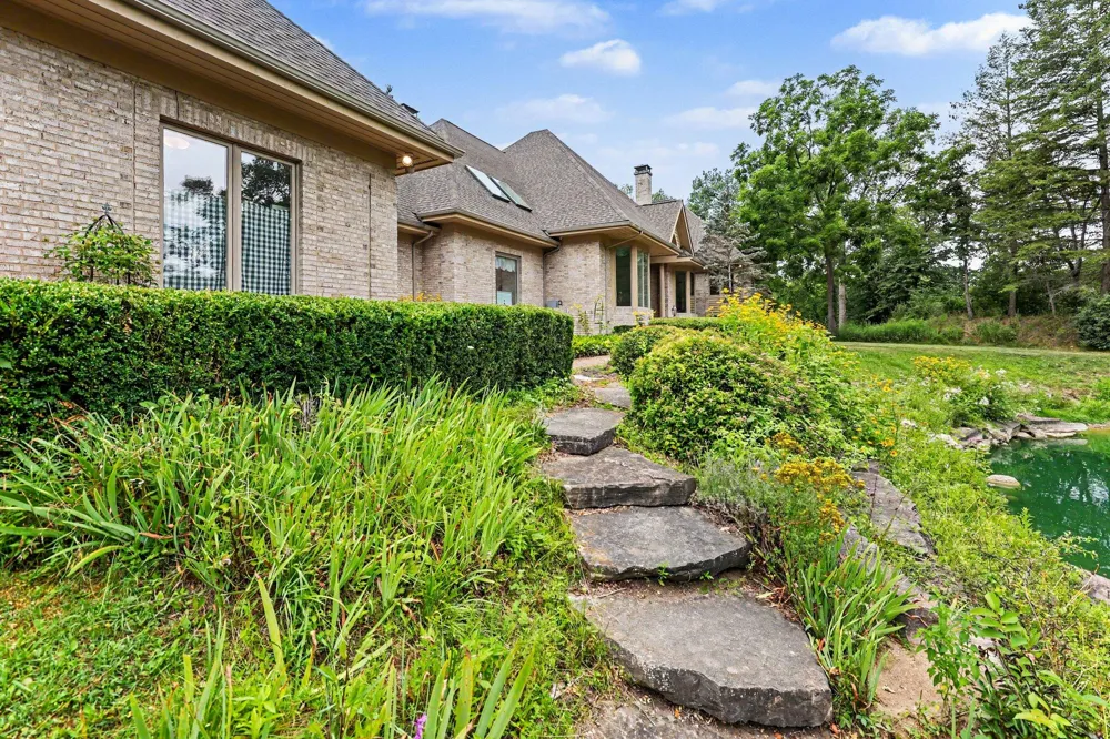 4911 Red Fox Run Ann Arbor Charter Township, MI 48105