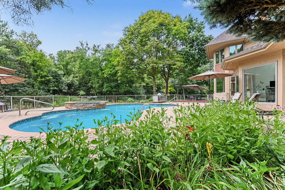 4911 Red Fox Run Ann Arbor Charter Township, MI 48105