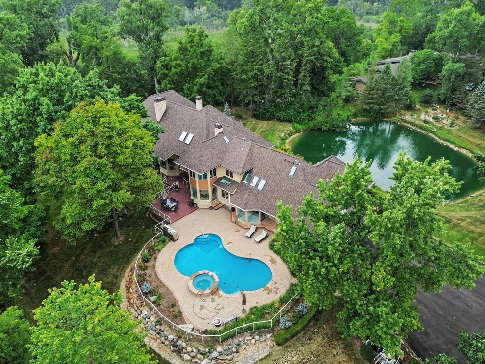 4911 Red Fox Run Ann Arbor Charter Township, MI 48105