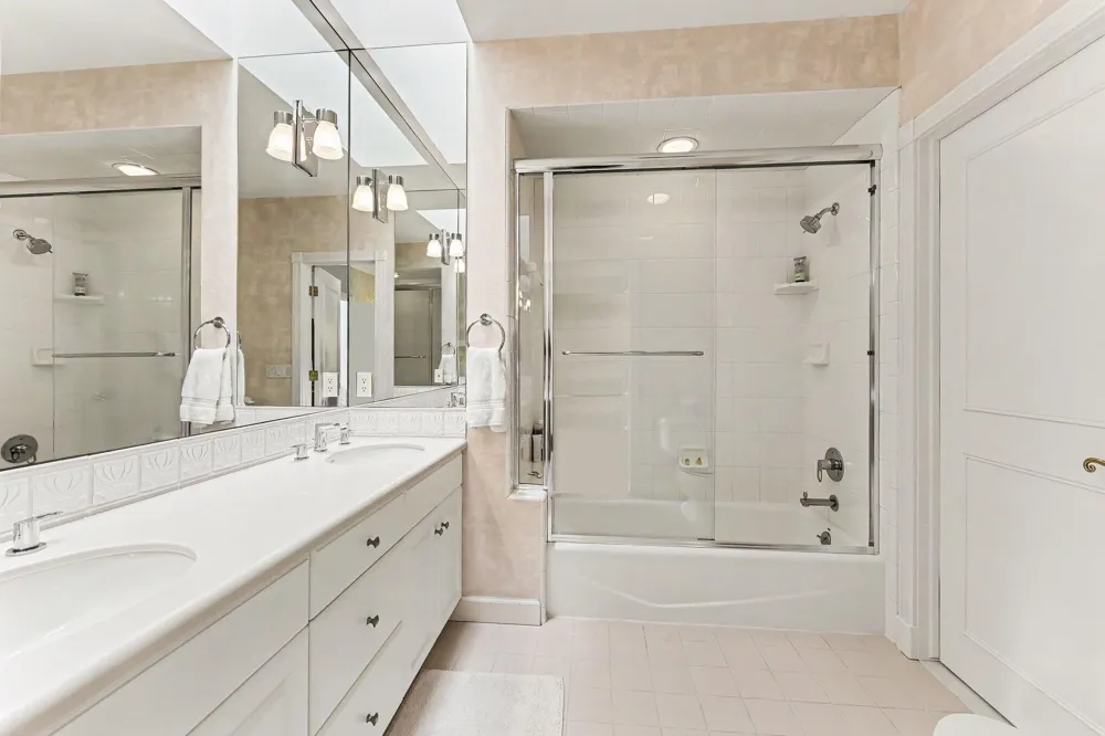 4911 Red Fox Run Ann Arbor Charter Township, MI 48105