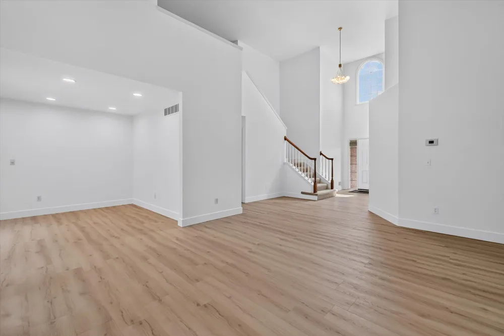 13500 Cambridge Court Plymouth Charter Township, MI 48170