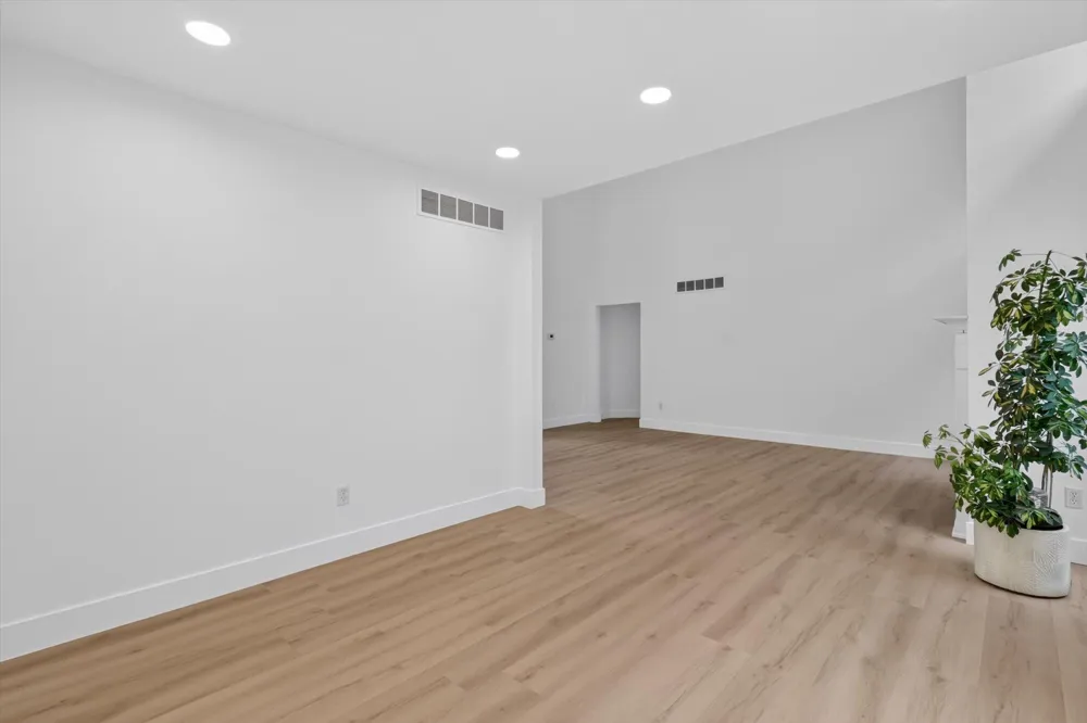 13500 Cambridge Court Plymouth Charter Township, MI 48170