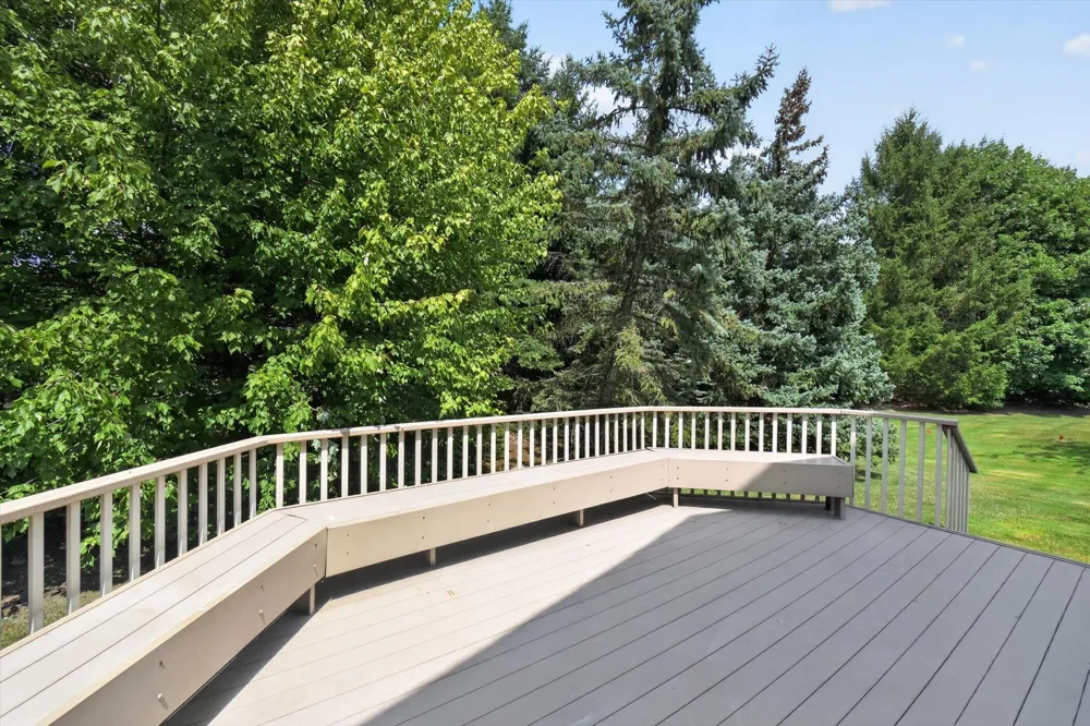 13500 Cambridge Court Plymouth Charter Township, MI 48170