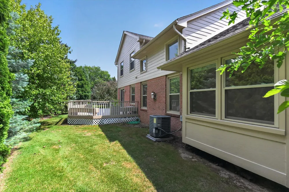 13500 Cambridge Court Plymouth Charter Township, MI 48170