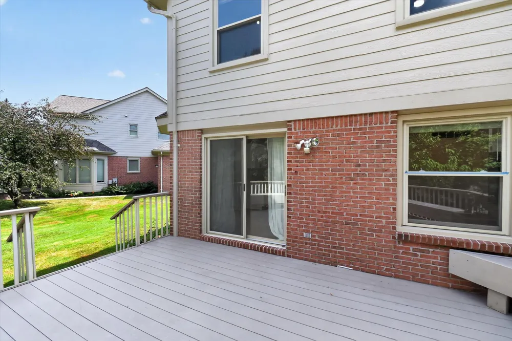 13500 Cambridge Court Plymouth Charter Township, MI 48170