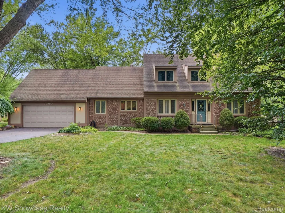 3360 Pleasant Valley Road Brighton Township, MI 48114