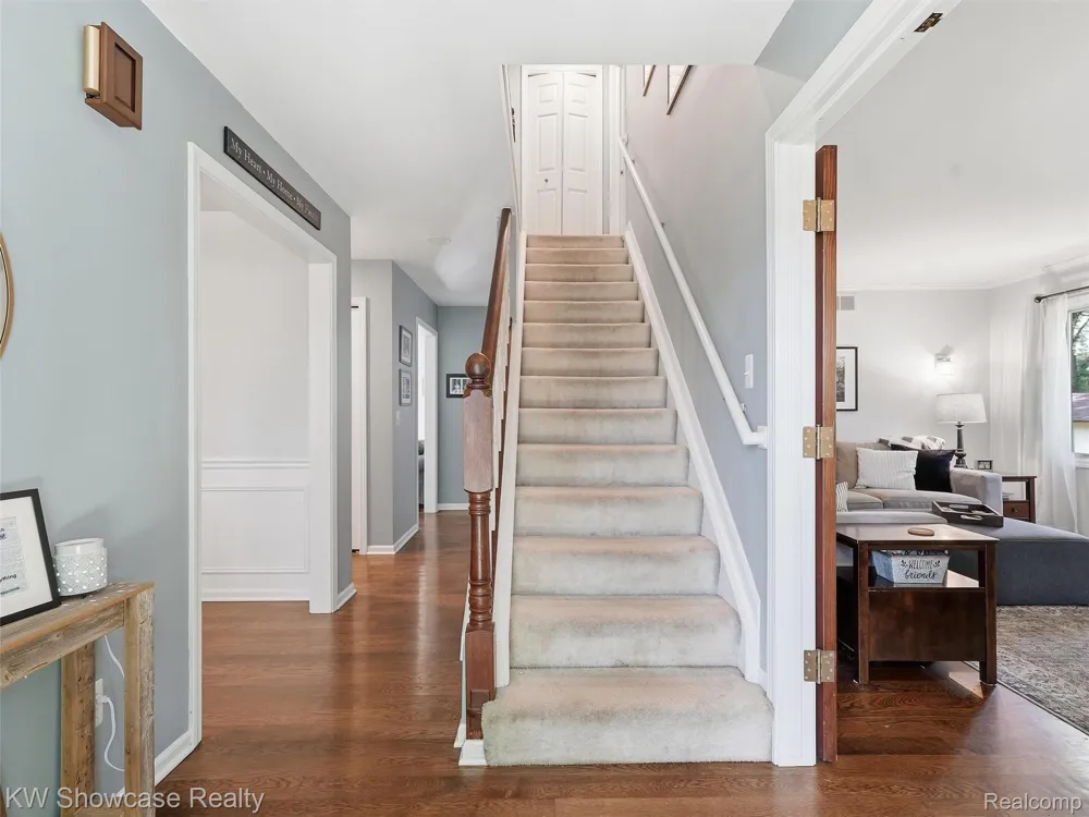 3360 Pleasant Valley Road Brighton Township, MI 48114