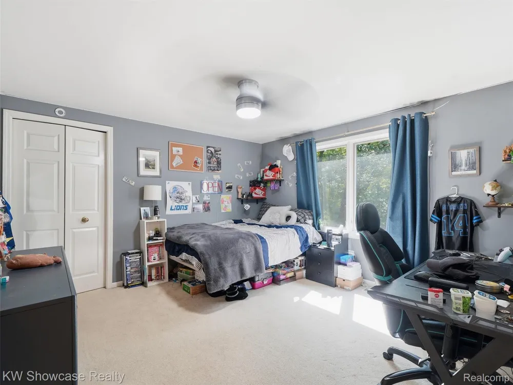 3360 Pleasant Valley Road Brighton Township, MI 48114
