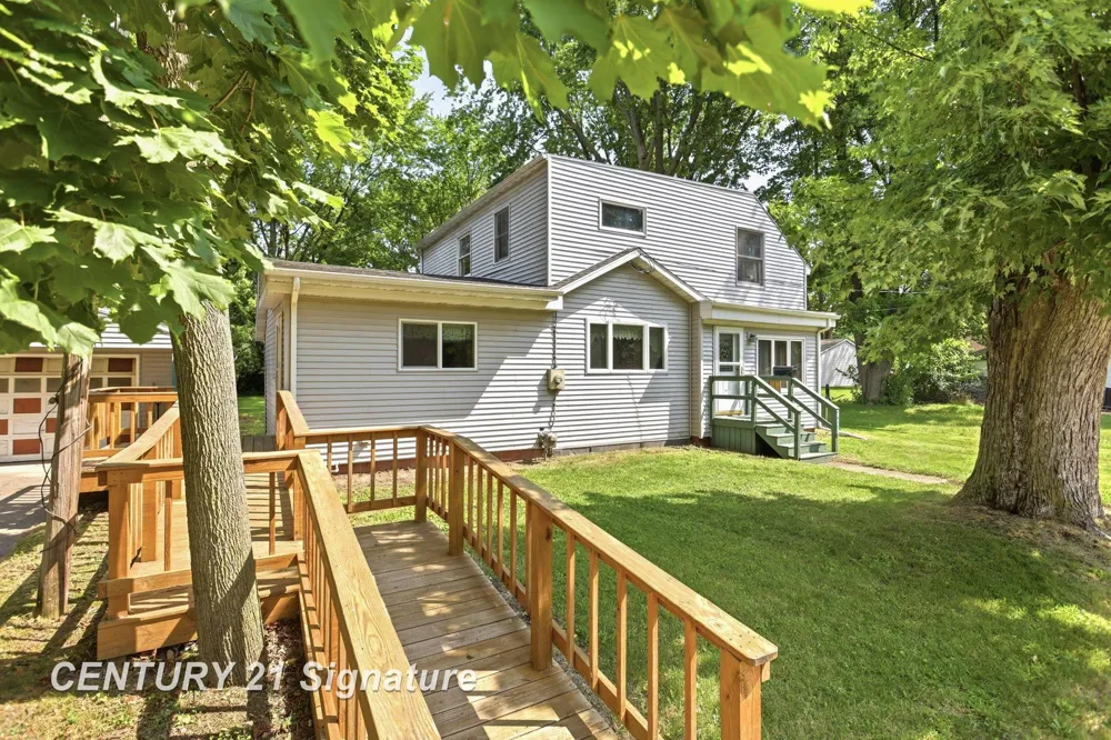 408 W Capitol Street Zilwaukee City, MI 48604