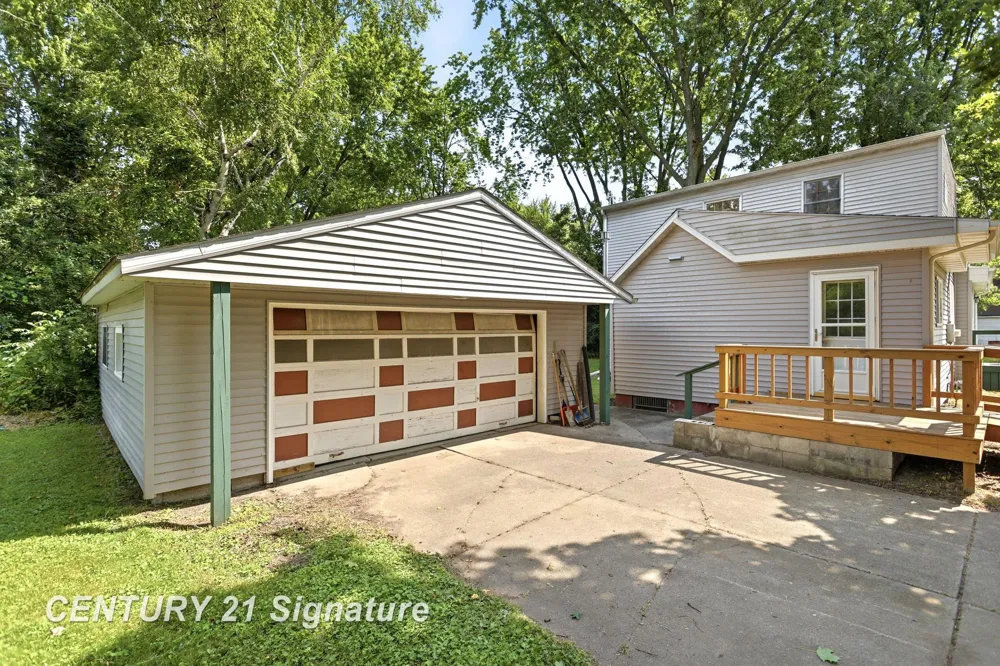408 W Capitol Street Zilwaukee City, MI 48604