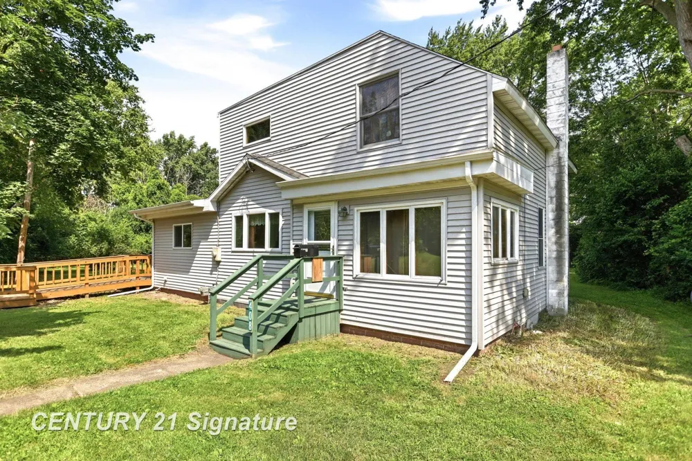 408 W Capitol Street Zilwaukee City, MI 48604