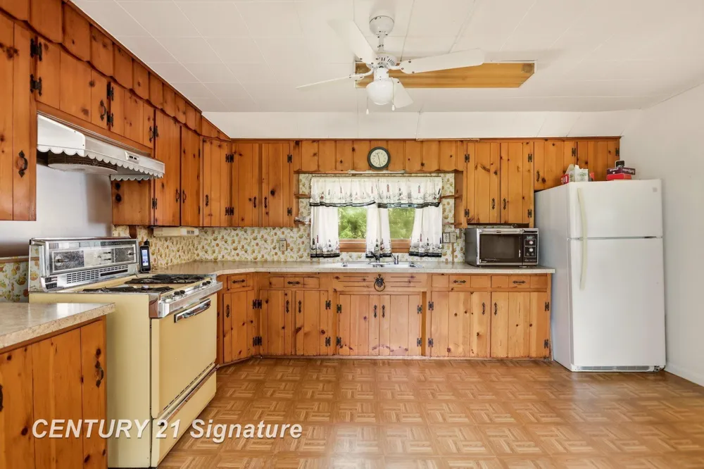 408 W Capitol Street Zilwaukee City, MI 48604