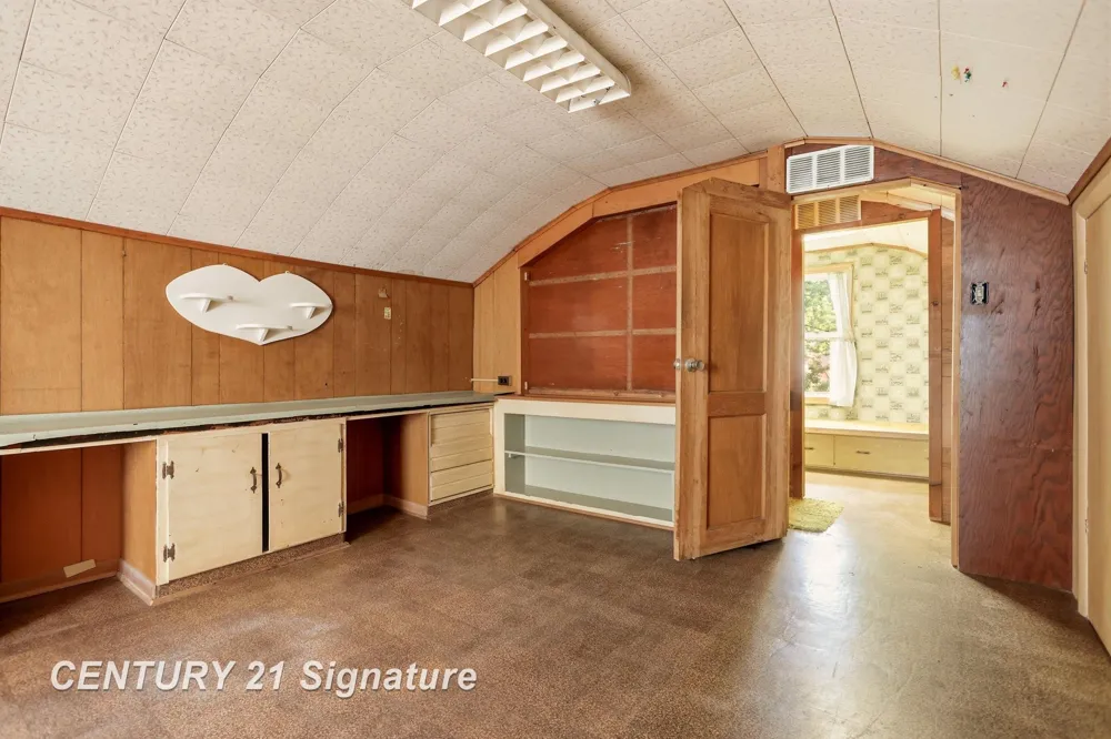 408 W Capitol Street Zilwaukee City, MI 48604