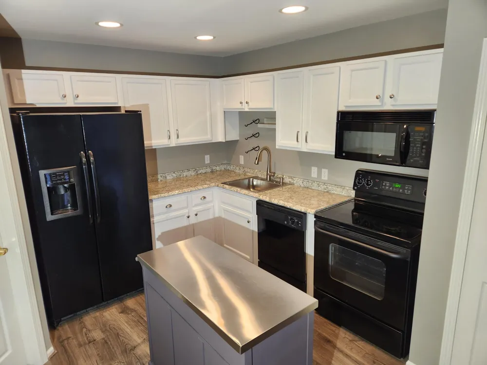 9621 Lakeside Drive Ypsilanti Charter Township, MI 48197