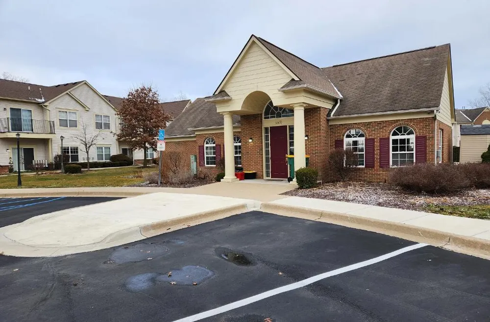 9621 Lakeside Drive Ypsilanti Charter Township, MI 48197