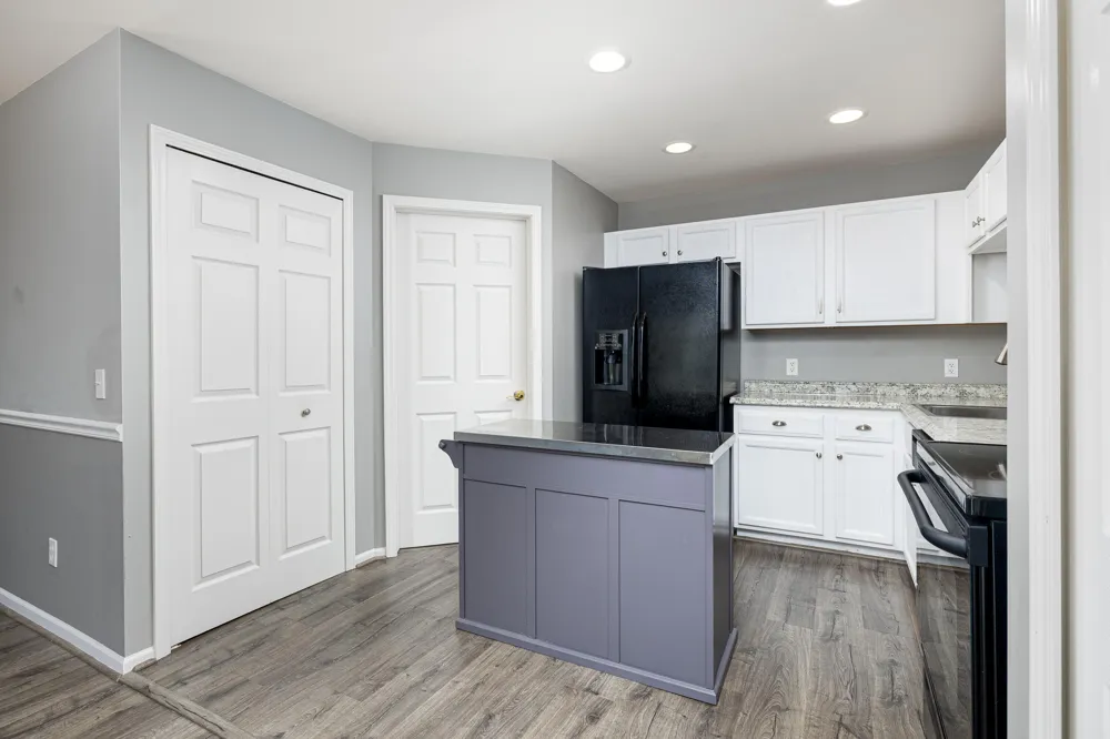 9621 Lakeside Drive Ypsilanti Charter Township, MI 48197
