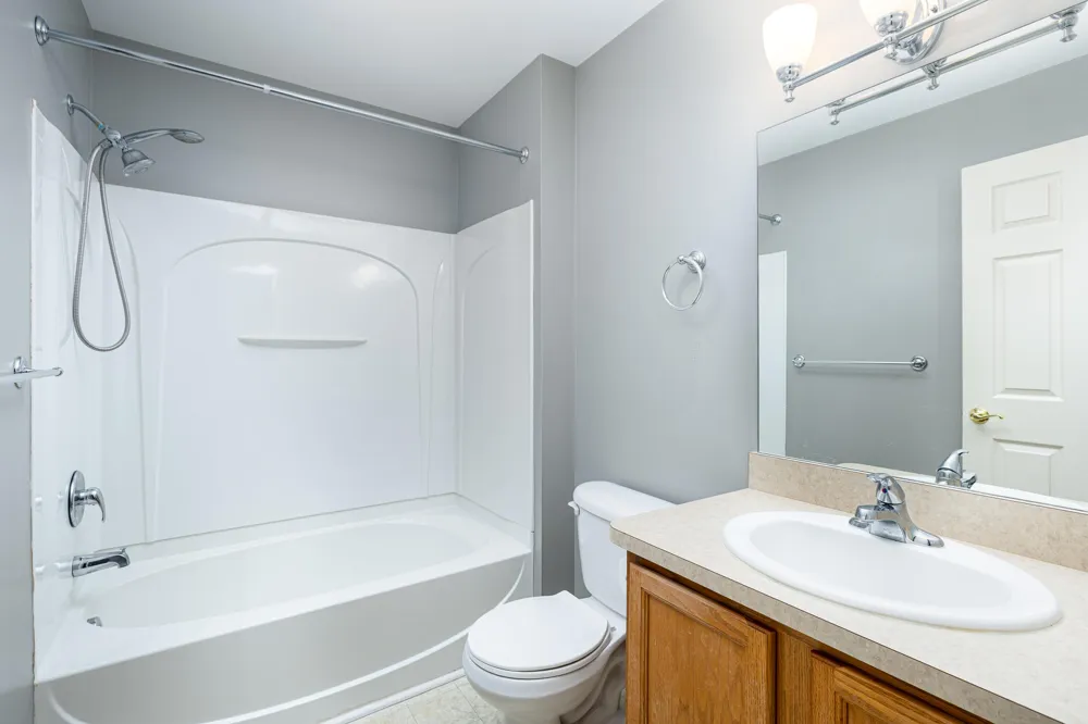 9621 Lakeside Drive Ypsilanti Charter Township, MI 48197