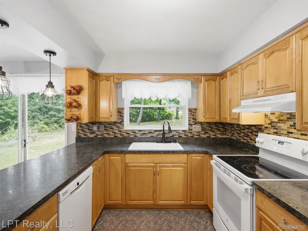 2289 Marjorie Lane Thetford Township, MI 48420