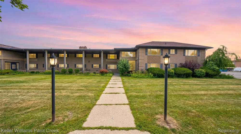 2311 Walton Boulevard #44 Rochester Hills City, MI 48309