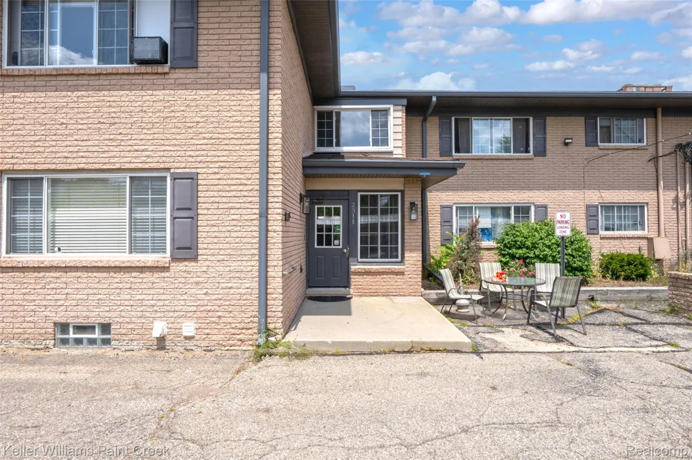2311 Walton Boulevard #44 Rochester Hills City, MI 48309