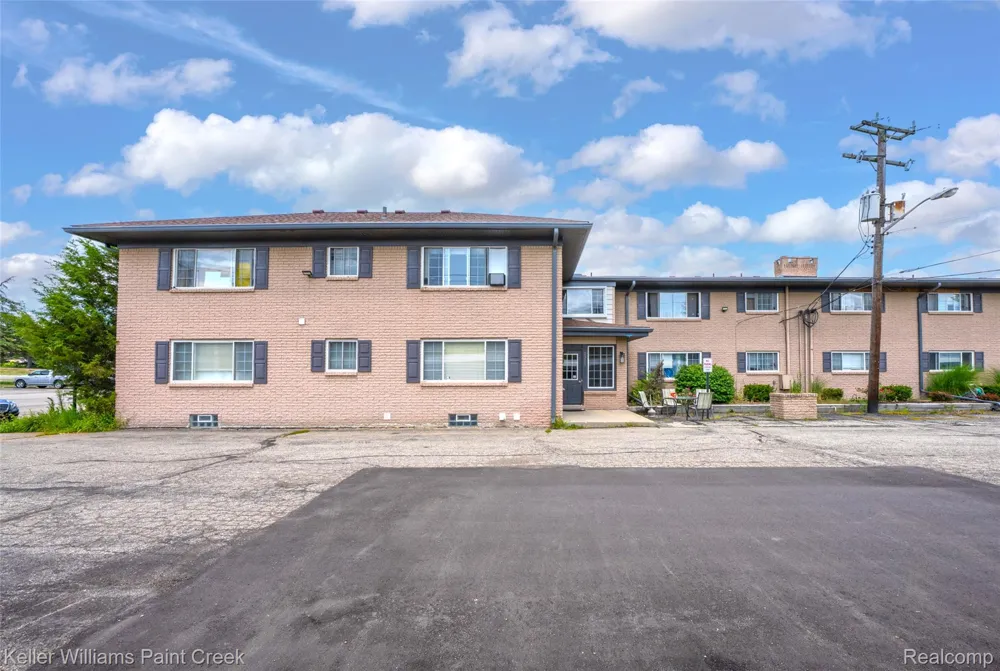 2311 Walton Boulevard #44 Rochester Hills City, MI 48309
