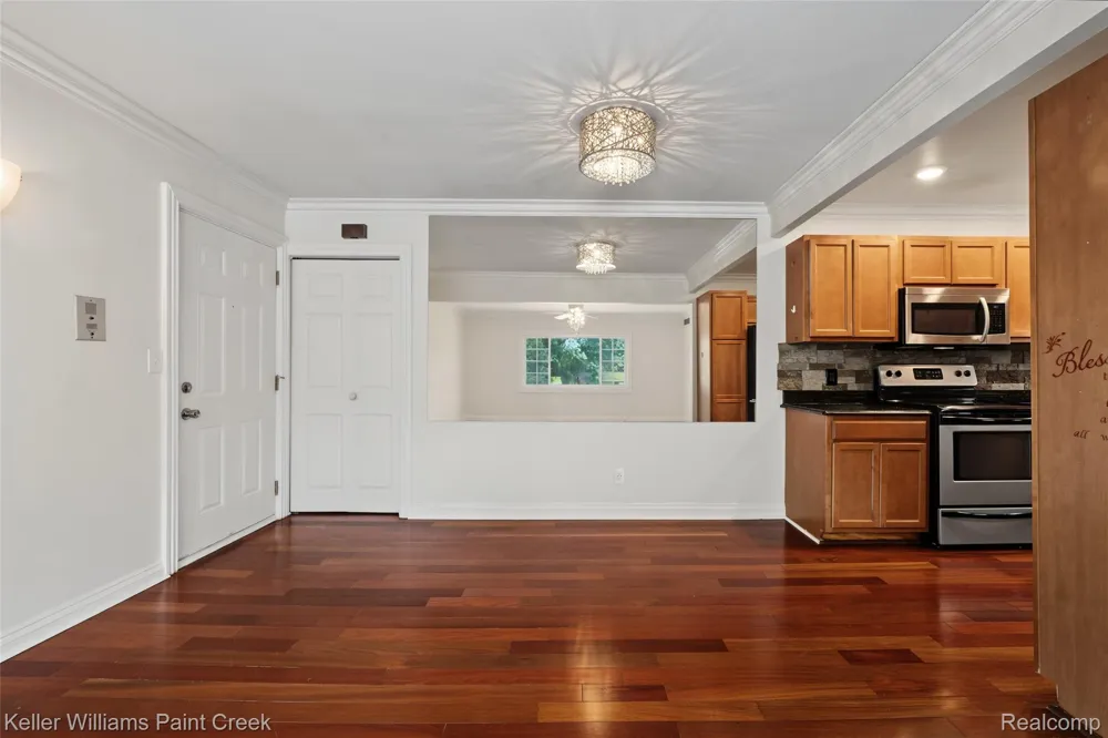 2311 Walton Boulevard #44 Rochester Hills City, MI 48309